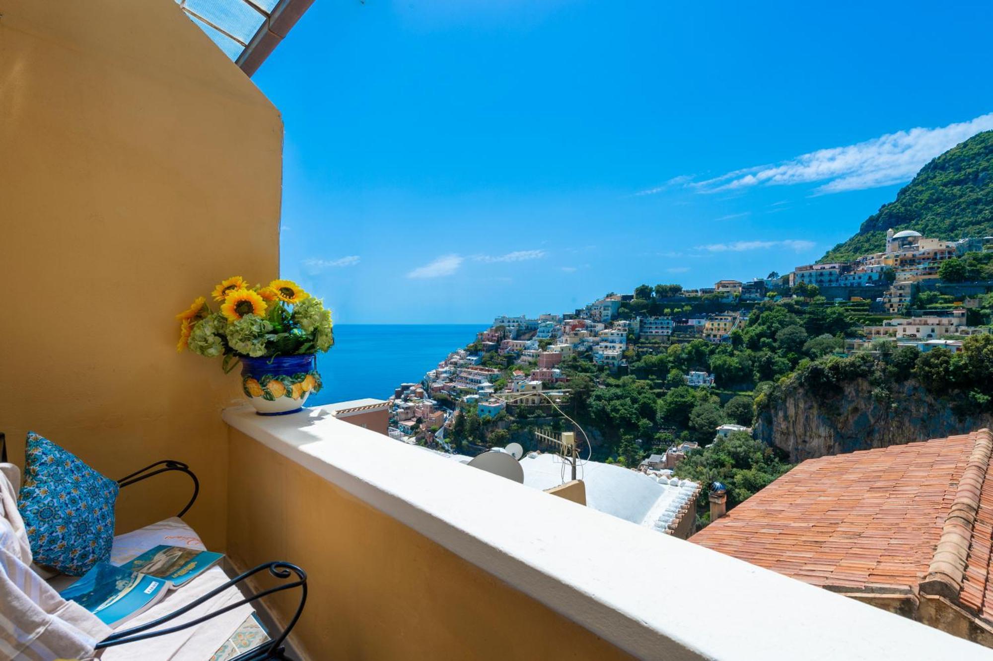 Amore Rentals - Casa Barbera A Positano Eksteriør bilde